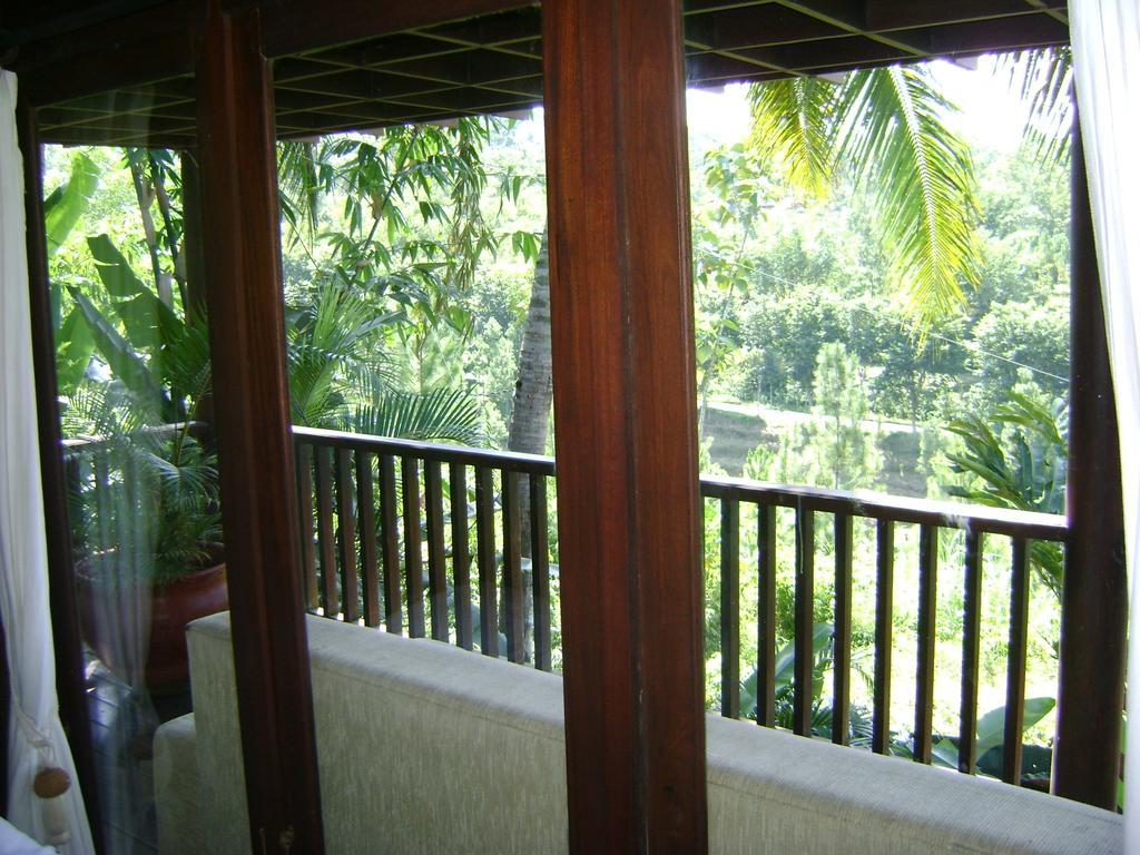 Swaloh Resort & Spa Kalangbret Camera foto
