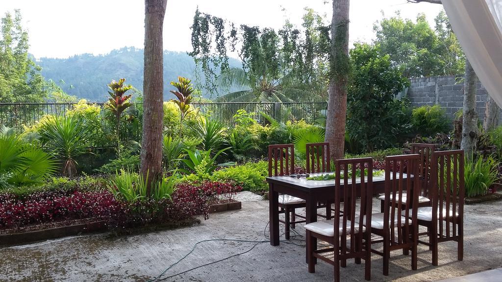 Swaloh Resort & Spa Kalangbret Esterno foto