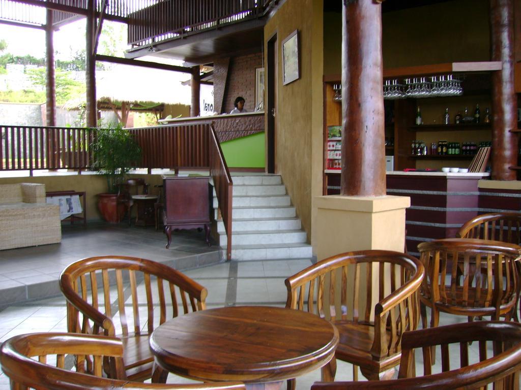Swaloh Resort & Spa Kalangbret Esterno foto
